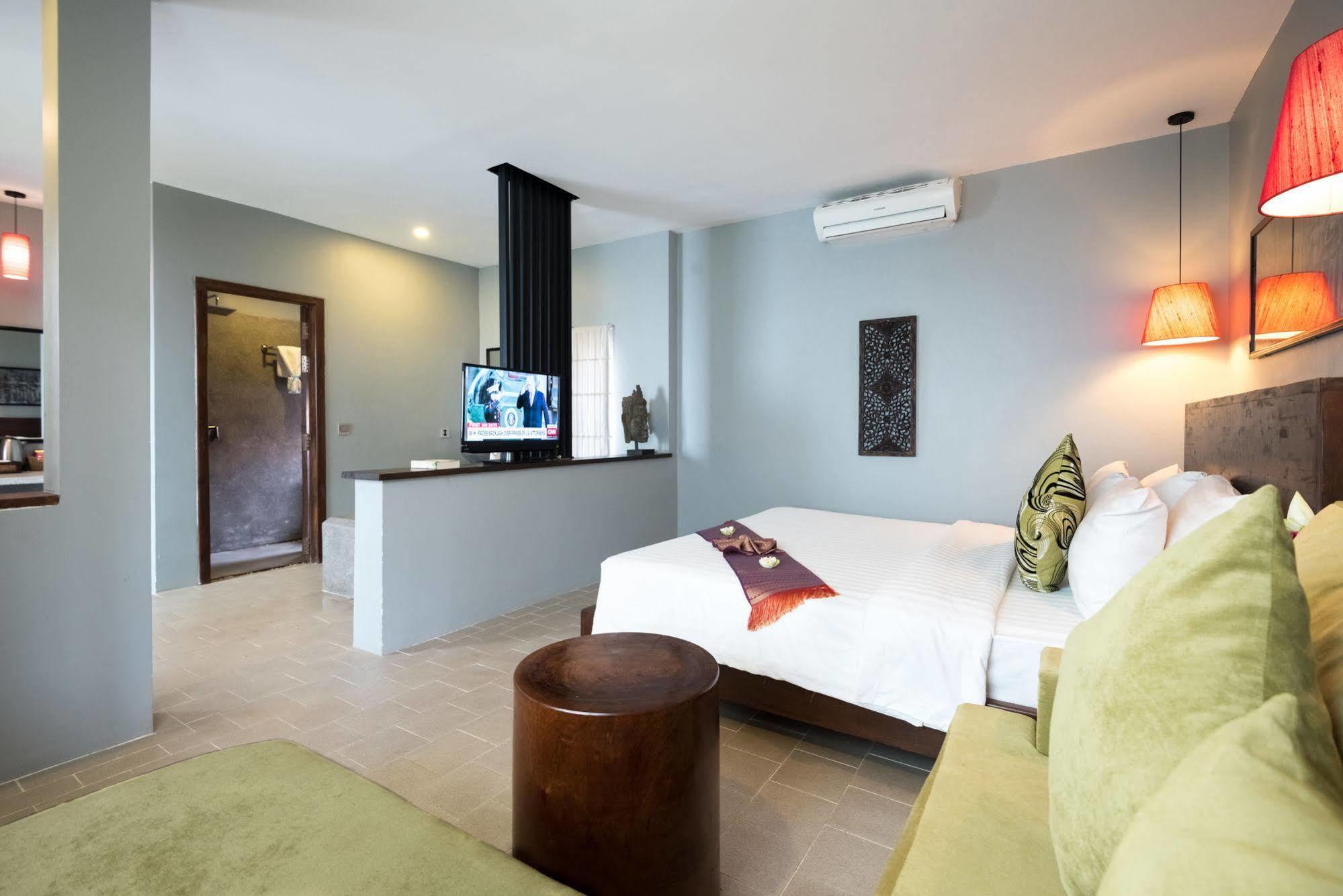 Skor Boutique Hotel Siem Reap Exterior photo